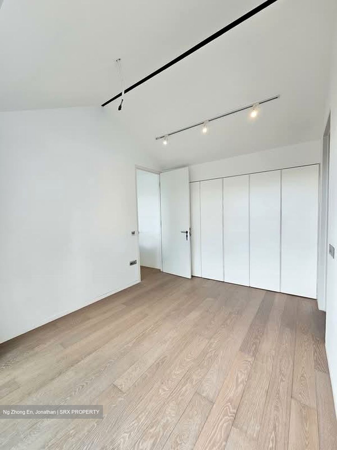 10 Evelyn (D11), Apartment #536190681